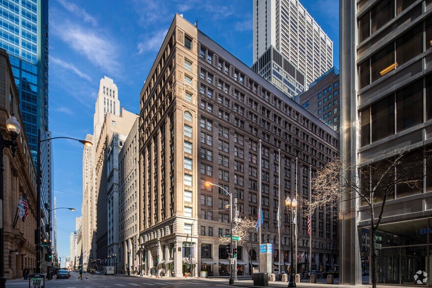 Primary Photo Of 122 W Monroe St, Chicago Hotel For Lease