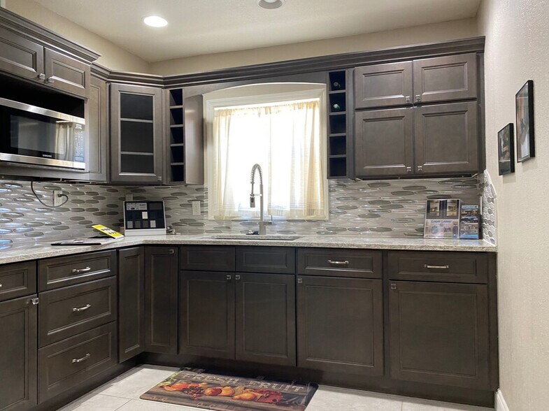 More Photos Of 5205 County Road 171, Wildwood Office For Sale