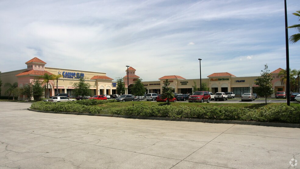 More Photos Of 6401-6445 Raleigh St, Orlando Unknown For Lease