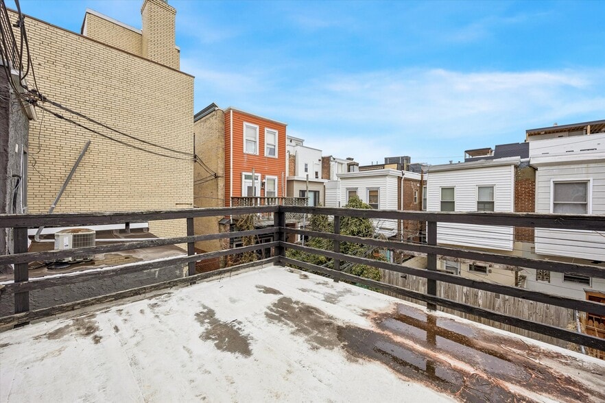 More Photos Of 1909 S Broad St, Philadelphia Office Residential For Sale