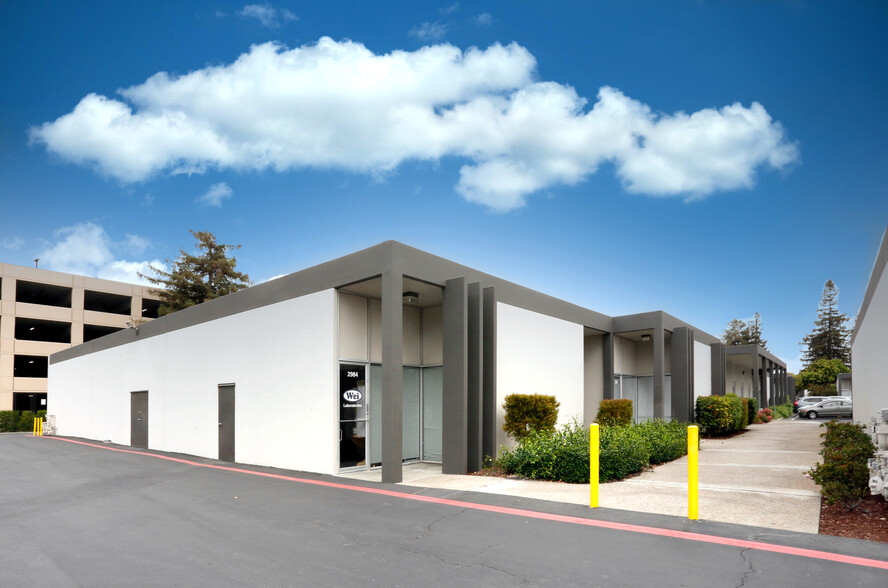 Primary Photo Of 2984-3018 Scott Blvd, Santa Clara Light Distribution For Lease