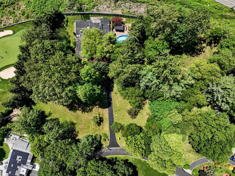 Primary Photo Of 36 Crosshill Rd, Hartsdale Land For Sale