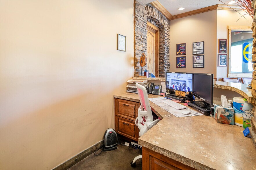 More Photos Of 7860 W Sahara Ave, Las Vegas Medical For Sale