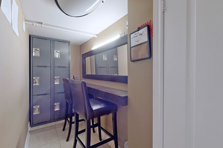 More Photos Of 4801 Keele St, Toronto Warehouse For Sale