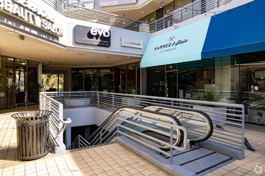 More Photos Of 12265 Ventura Blvd, Studio City Unknown For Lease