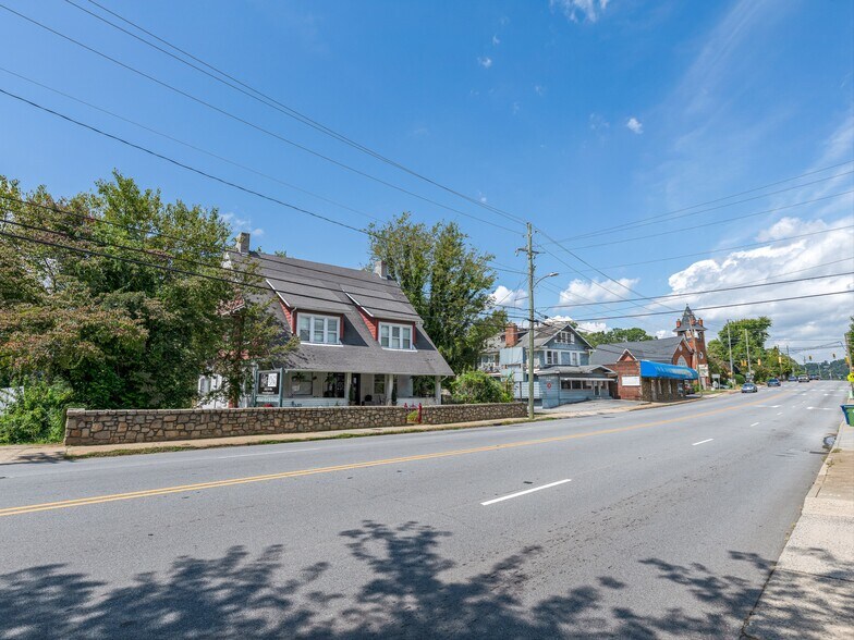 More Photos Of 210 Merrimon Ave, Asheville Land For Sale