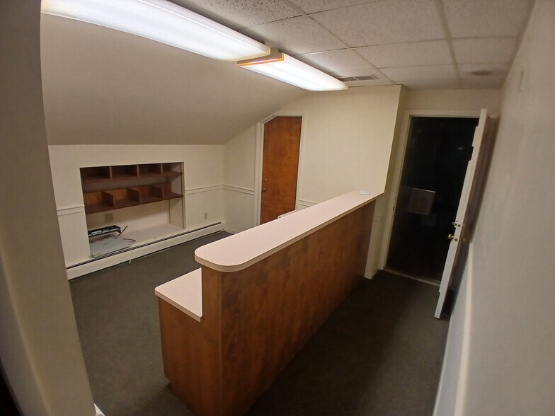 More Photos Of 340 Front St, Elmer Office For Lease