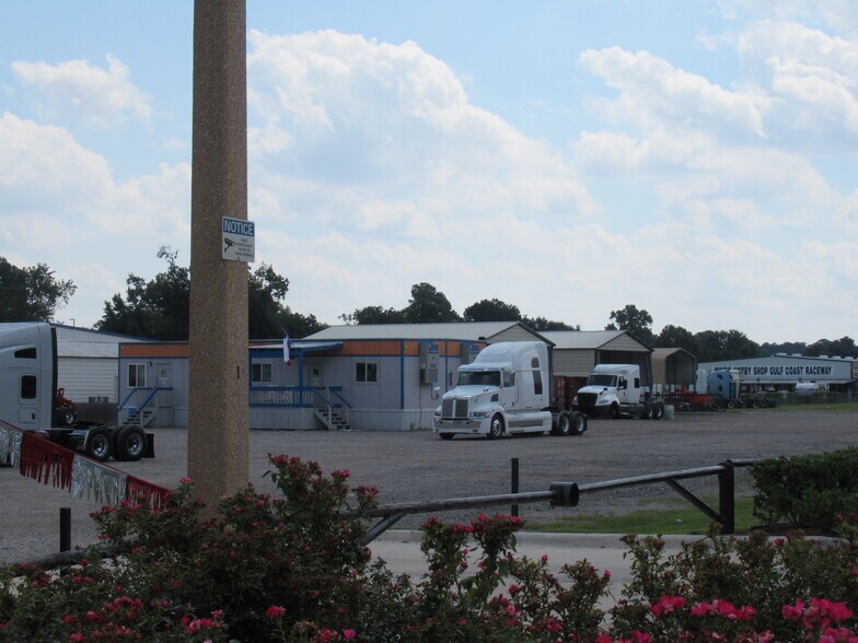 More Photos Of 25475 Eastex Fwy, Porter Land For Sale