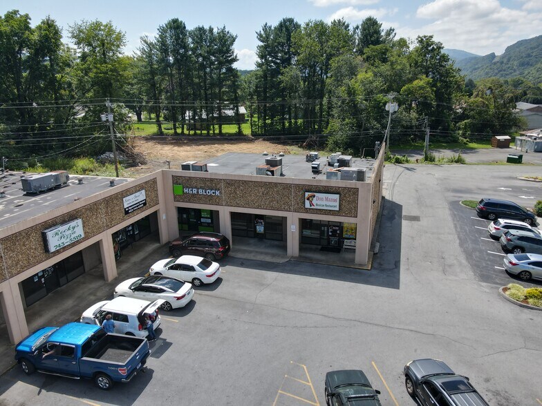 More Photos Of 1238 N Main Ave, Erwin Storefront For Lease