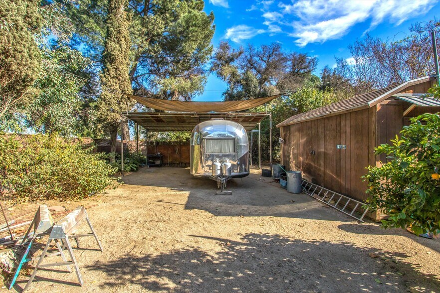 More Photos Of 11138 Laurel Ave, Bloomington Land For Sale