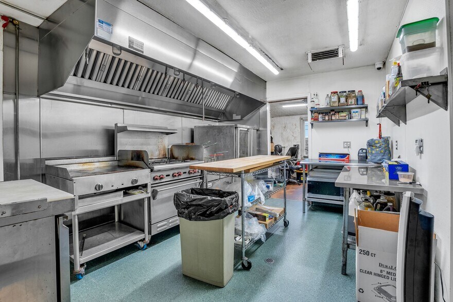 More Photos Of 45 Visitacion Ave, Brisbane Freestanding For Sale