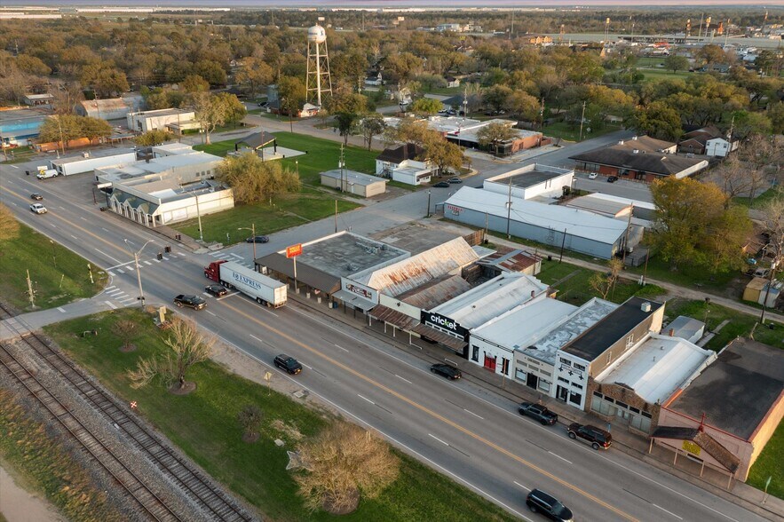 More Photos Of 4111 Highway 90, Brookshire Storefront Retail Office For Sale