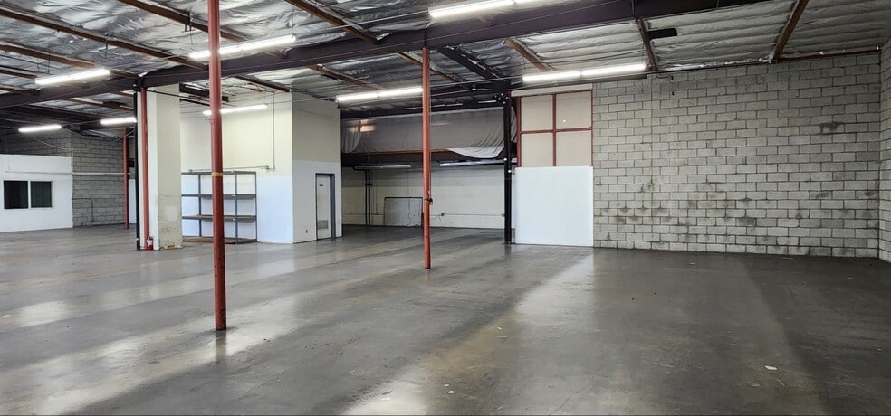 More Photos Of 1001 E 7th St, Los Angeles Warehouse For Lease