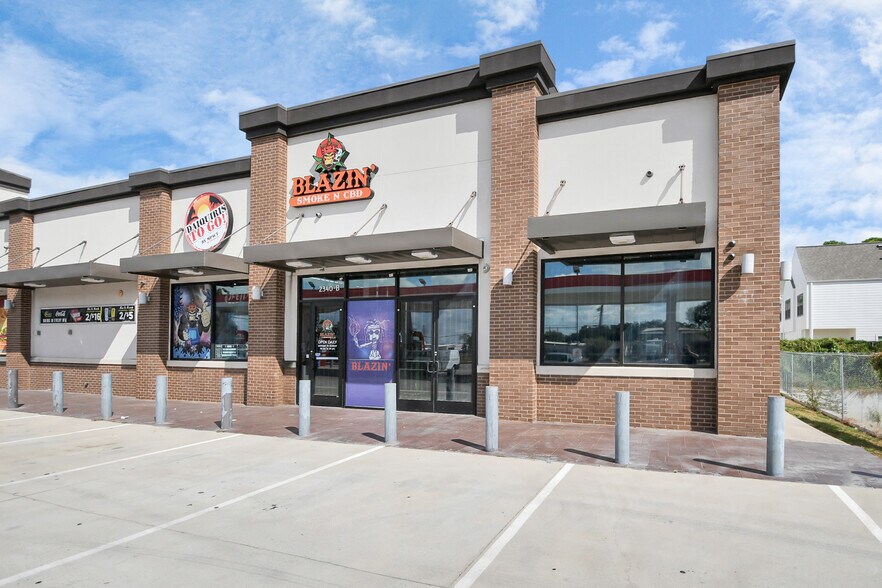 More Photos Of 2340 Blalock Rd, Houston General Retail For Sale