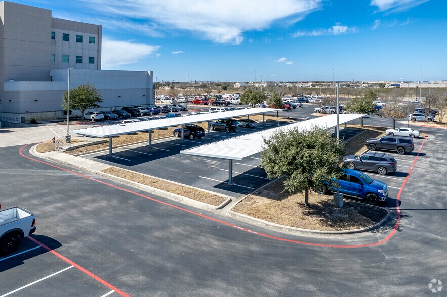 More Photos Of 1180 Seton Pky, Kyle Medical For Lease