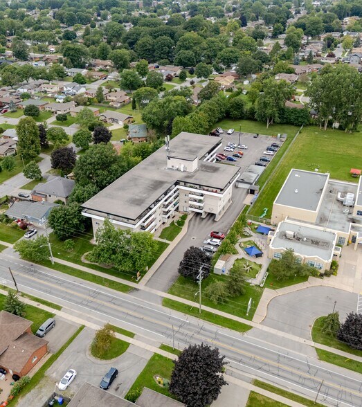 More Photos Of 380 Fitch St, Welland Apartments For Sale