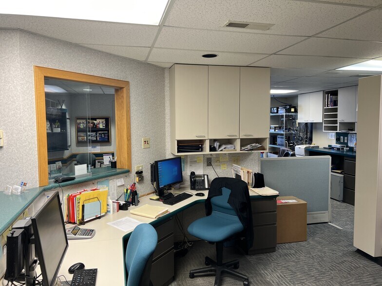 More Photos Of 9200 Montgomery Rd, Montgomery Medical For Lease