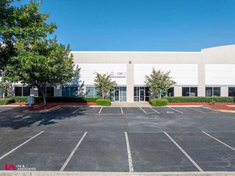 More Photos Of 40-68 Liberty Industrial Pky, McDonough Warehouse For Lease