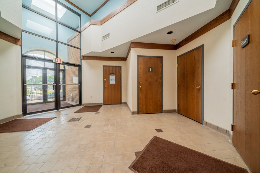 More Photos Of 12575 Rockside Rd, Garfield Heights Medical For Sale