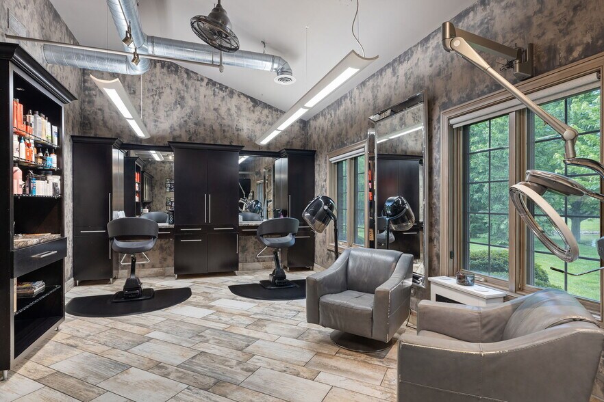 More Photos Of 3941 75th St, Aurora Medical For Sale