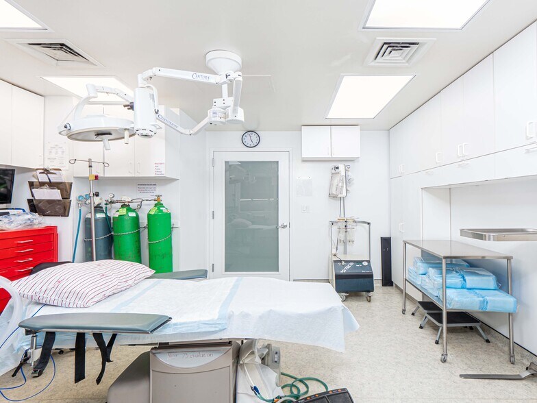 More Photos Of 161 Madison Ave, New York Medical For Lease