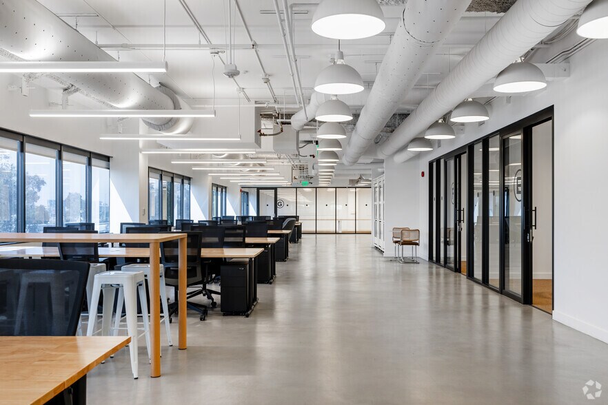 More Photos Of 3000 S Robertson Blvd, Los Angeles Loft Creative Space For Sale