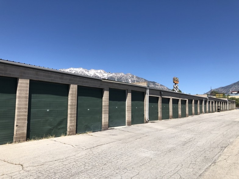 More Photos Of 960-1038 Industrial Park Rd, Orem Warehouse For Lease
