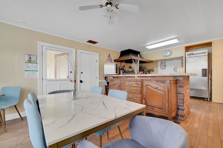 More Photos Of 77 Main St, Sutter Creek Hospitality For Sale