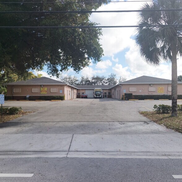 Primary Photo Of 5280 10th Ave N, Greenacres Warehouse For Sale
