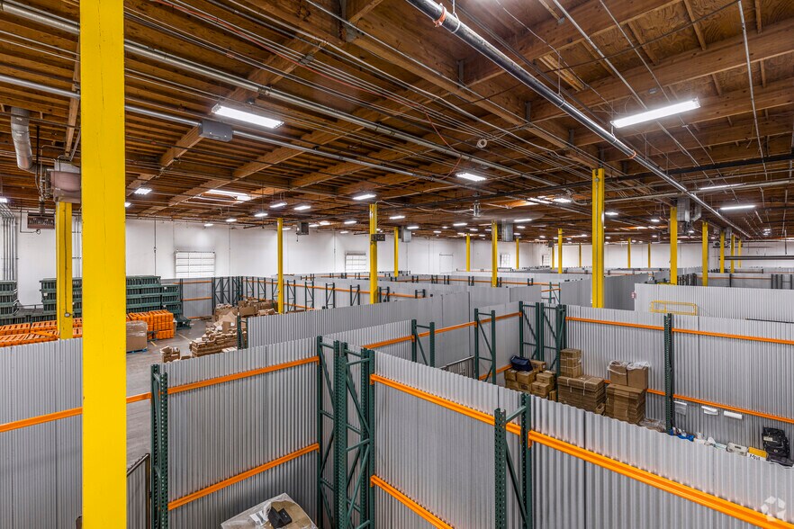 More Photos Of 850 Northlake Dr, Coppell Warehouse For Lease