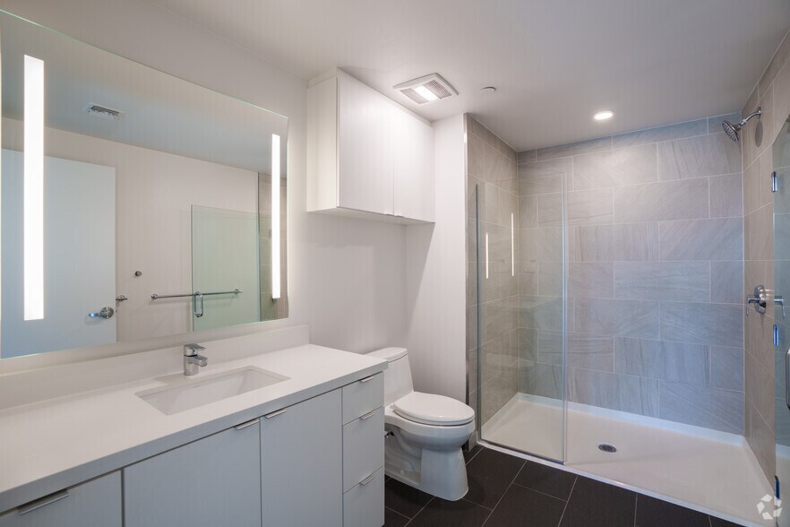 More Photos Of 2302 Valdez St, Oakland Apartments For Lease