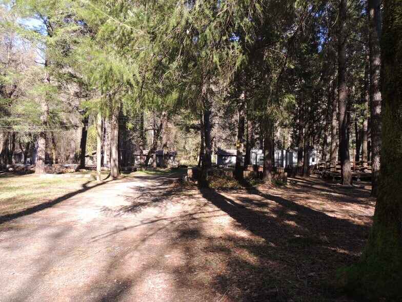 More Photos Of 15960 Bottle Rock Rd, Cobb Hotel For Sale