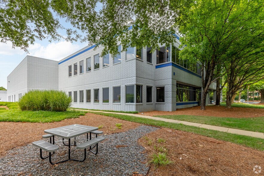 More Photos Of 1000 Cobb Place Blvd, Kennesaw Unknown For Lease