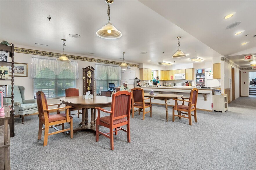 More Photos Of 121 S 5th St, Evansville Assisted Living For Sale