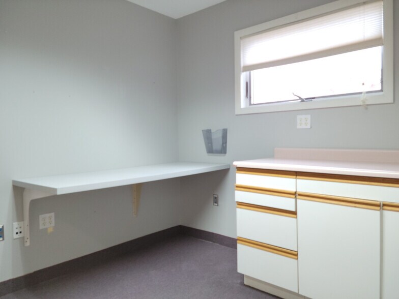 More Photos Of 37 Pierrepont Ave, Potsdam Medical For Sale