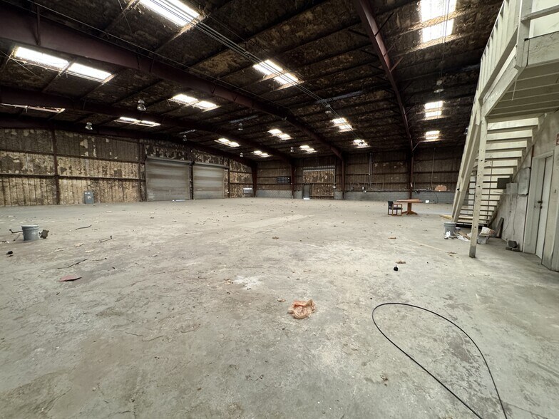 More Photos Of 1350 E Barbour St, Banning Manufacturing For Lease