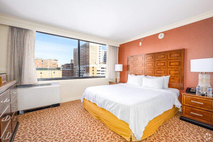 More Photos Of 110 S Eutaw St, Baltimore Hotel For Sale