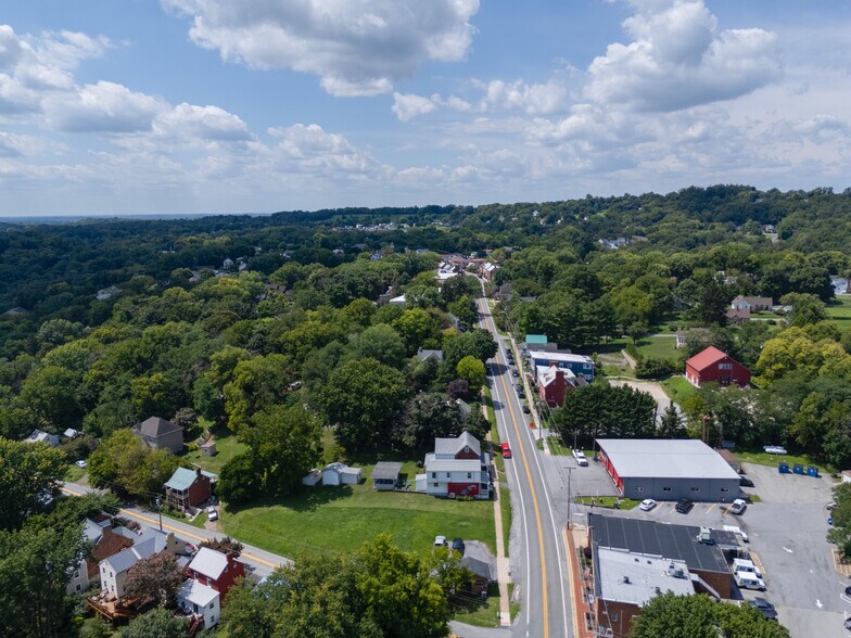 More Photos Of 1053 Washington St, Harpers Ferry Hospitality For Sale