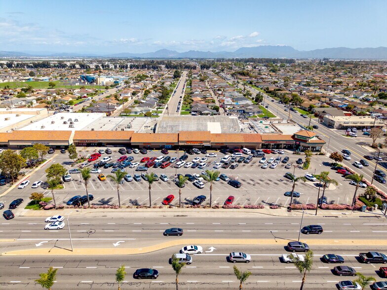 More Photos Of 2500-2818 Saviers Rd, Oxnard Unknown For Lease