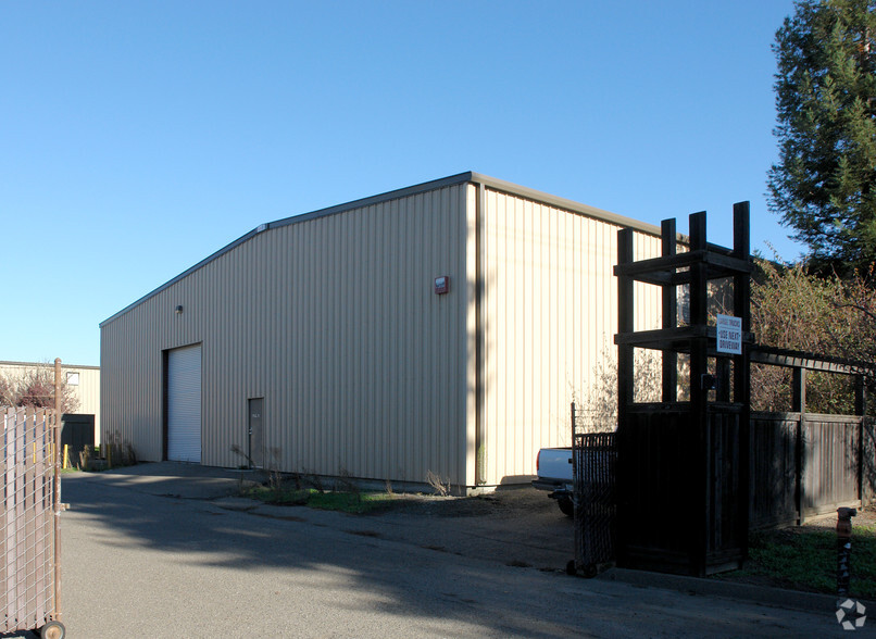 Primary Photo Of 101 Grant Ave, Healdsburg Warehouse For Lease