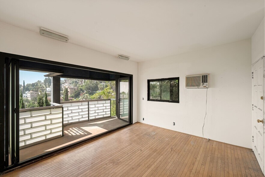 More Photos Of 6871 Los Altos Pl, Los Angeles Multifamily For Sale