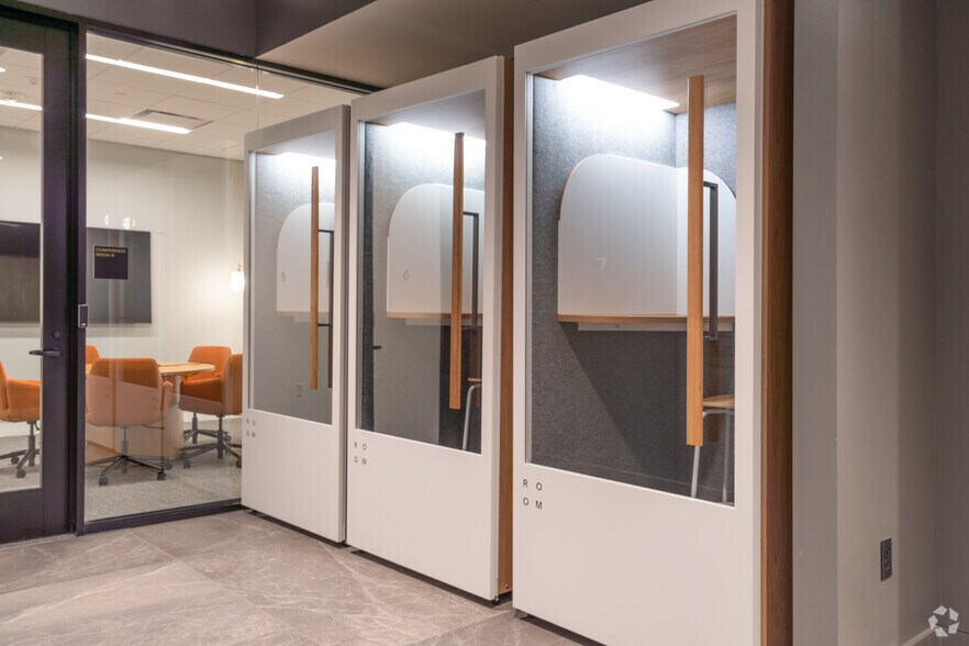 More Photos Of 845 Texas Ave, Houston Office For Lease