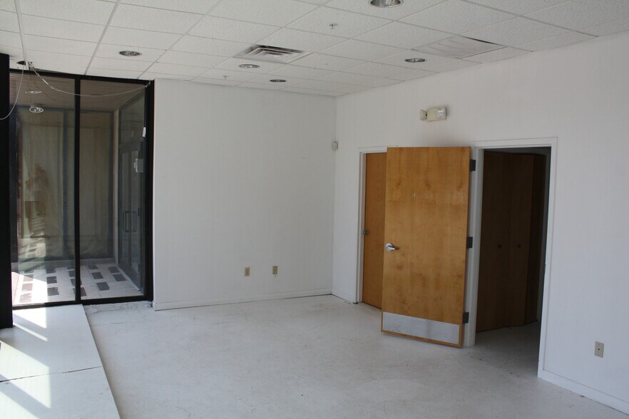 More Photos Of 51-55 Front St, Port Jervis Medical For Sale
