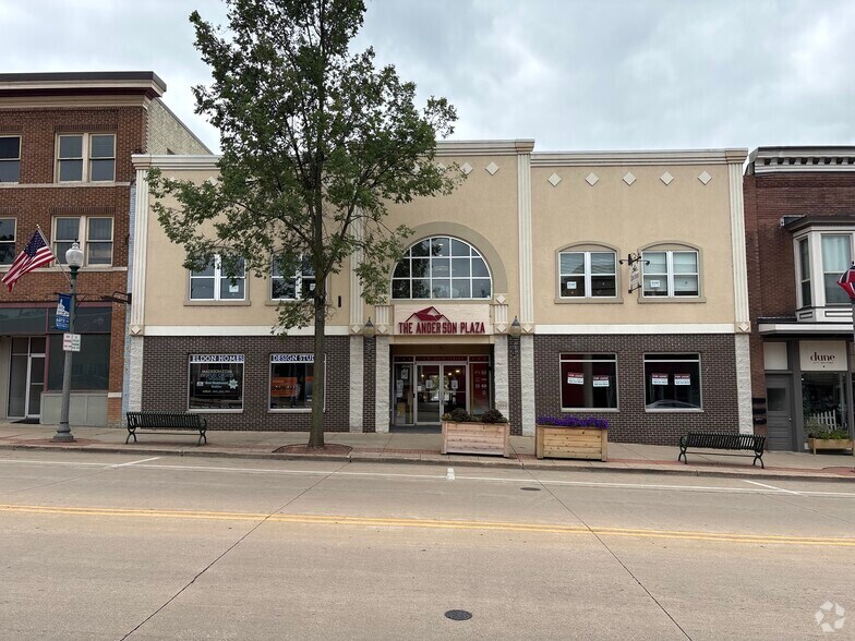 Primary Photo Of 135 W Main St, Stoughton Office For Lease