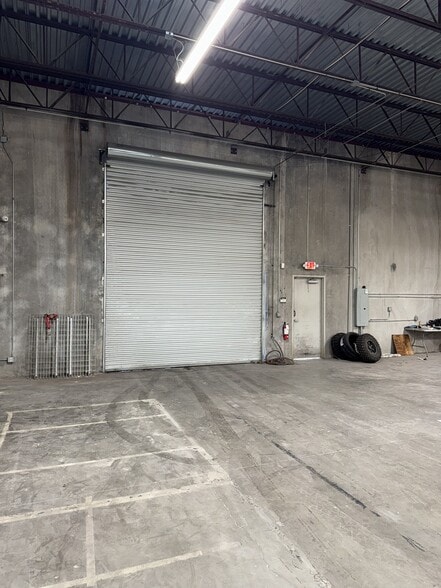 More Photos Of 4770 W University Ave, Las Vegas Warehouse For Sale