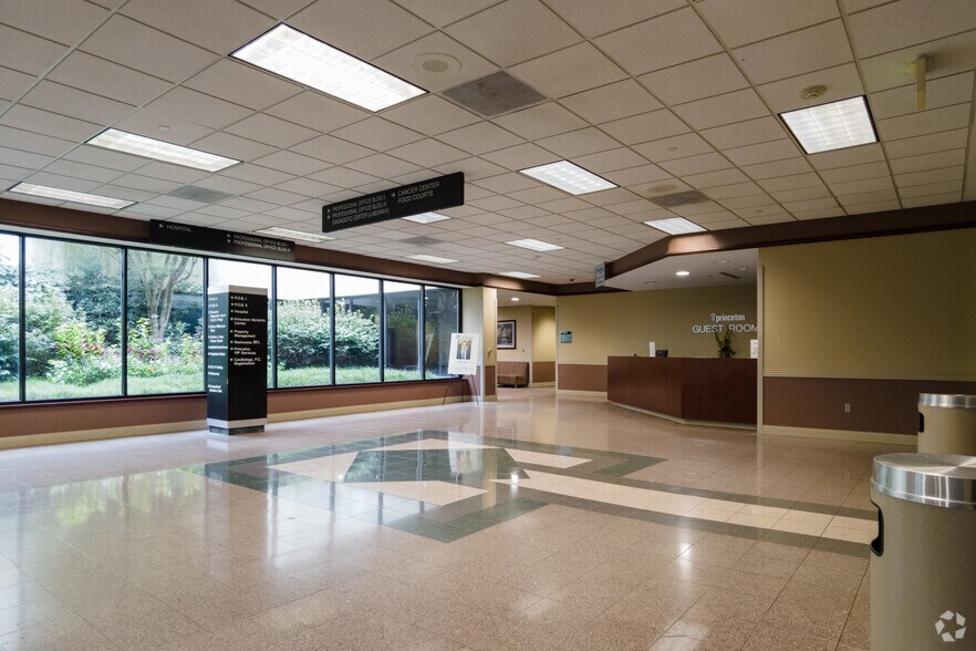 More Photos Of 801 Princeton Ave SW, Birmingham Unknown For Lease