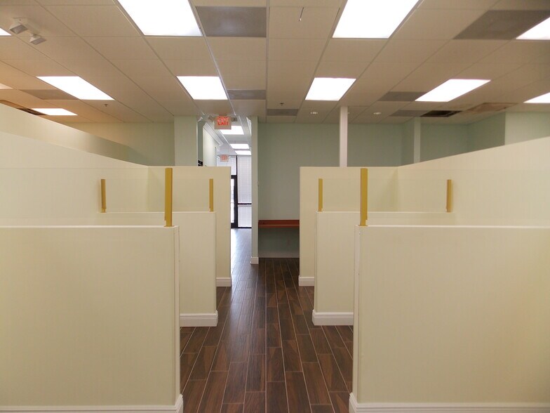 More Photos Of 7730 N Wickham Rd, Melbourne Office For Lease