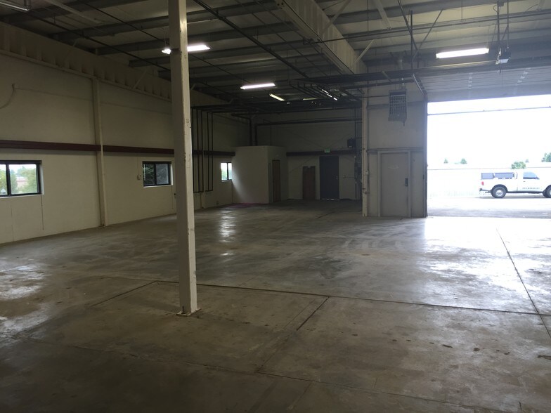 More Photos Of 1740 Skyway Dr, Longmont Warehouse For Lease