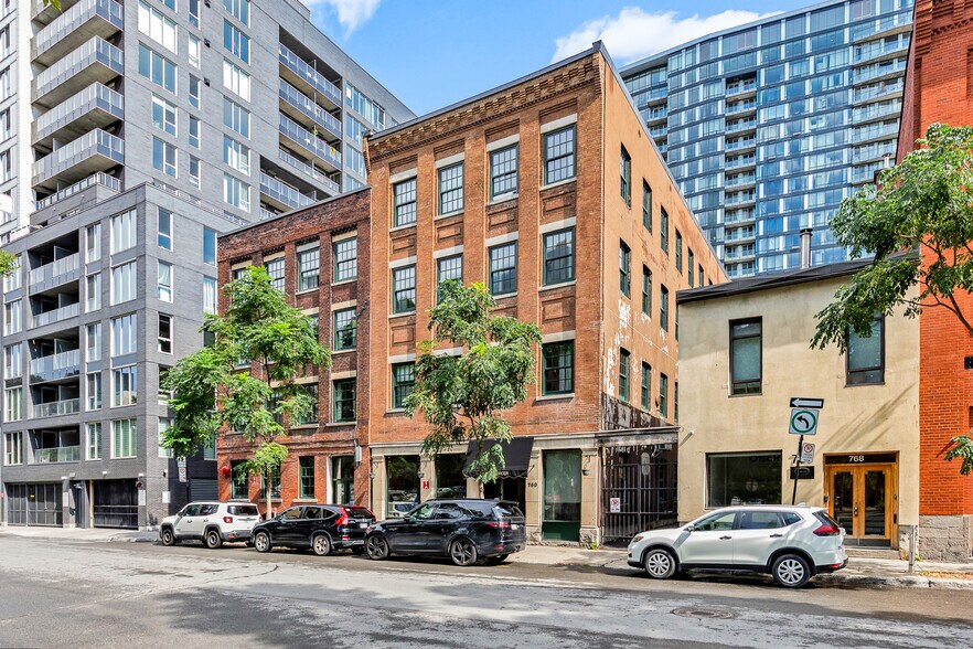 Primary Photo Of 754-762 Rue Saint-Paul O, Montréal Apartments For Lease