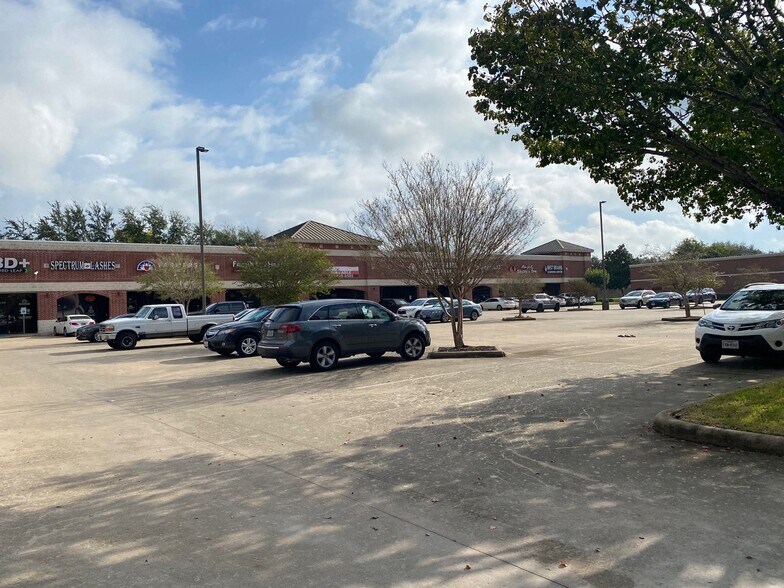 More Photos Of 5201 Hwy 6, Missouri City Unknown For Lease
